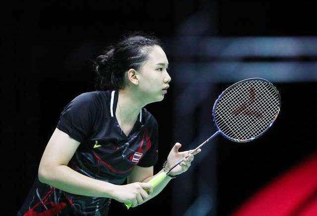 表现出色 表现出色