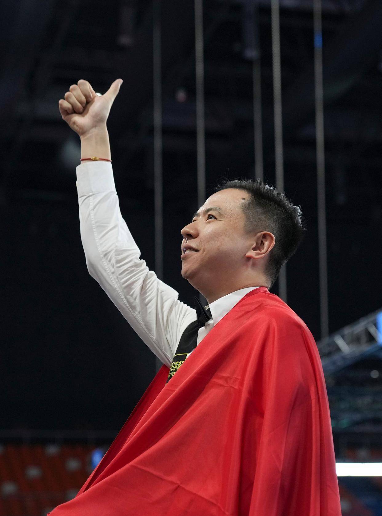 数据给出更 数据给出更