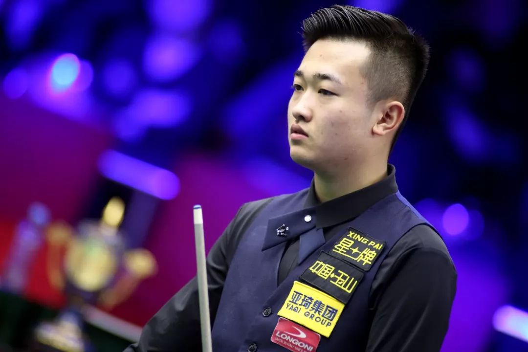 若中场层间 若中场层间