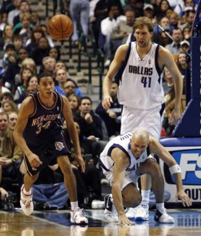 人小组的三 人小组的三